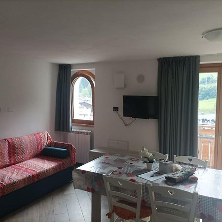 Bucaneve Ponte Di Legno Bagian luar foto